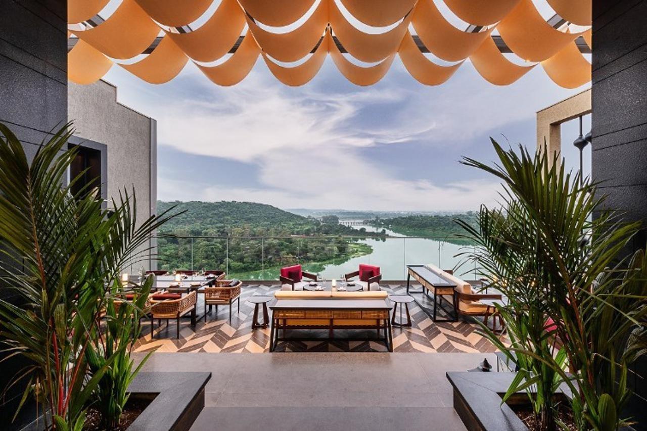 Taj Lakefront Bhopal Exterior foto