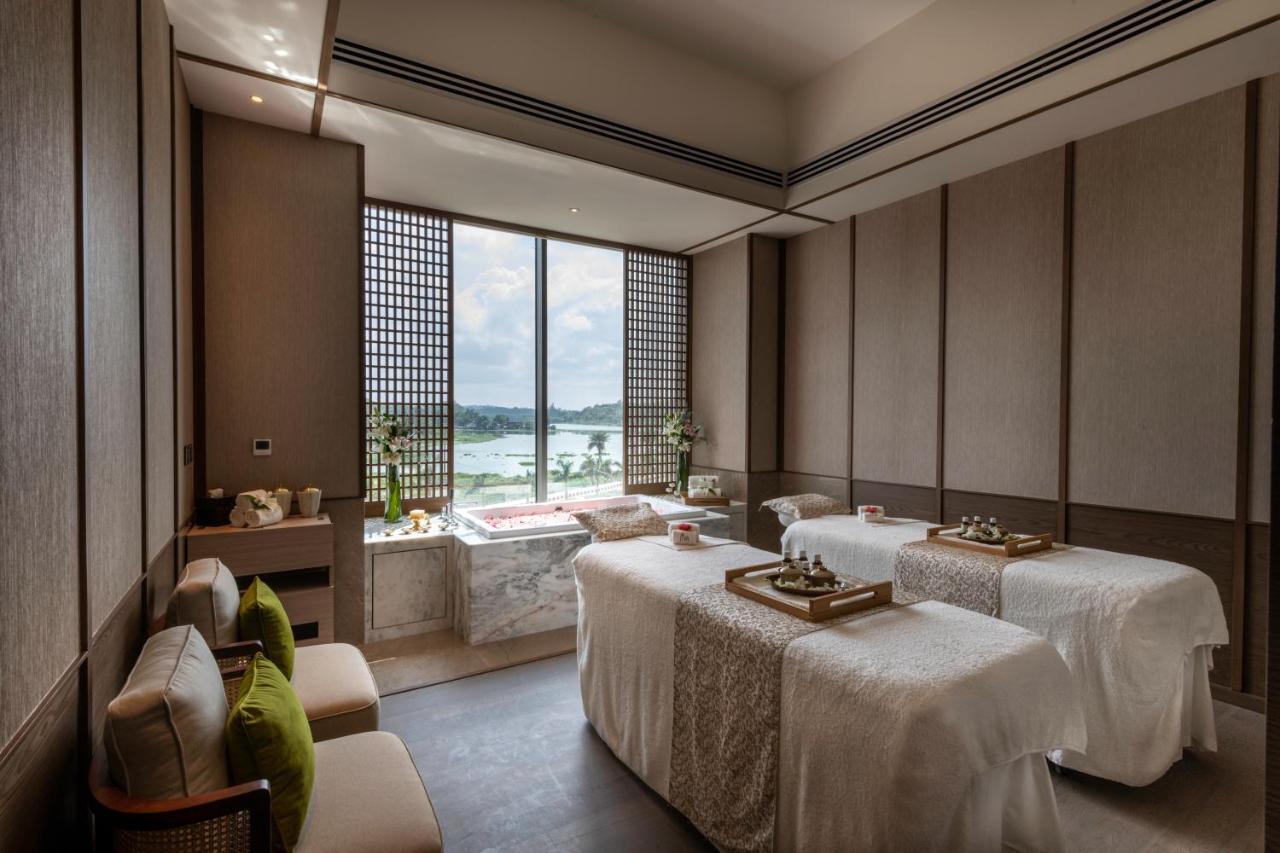Taj Lakefront Bhopal Exterior foto